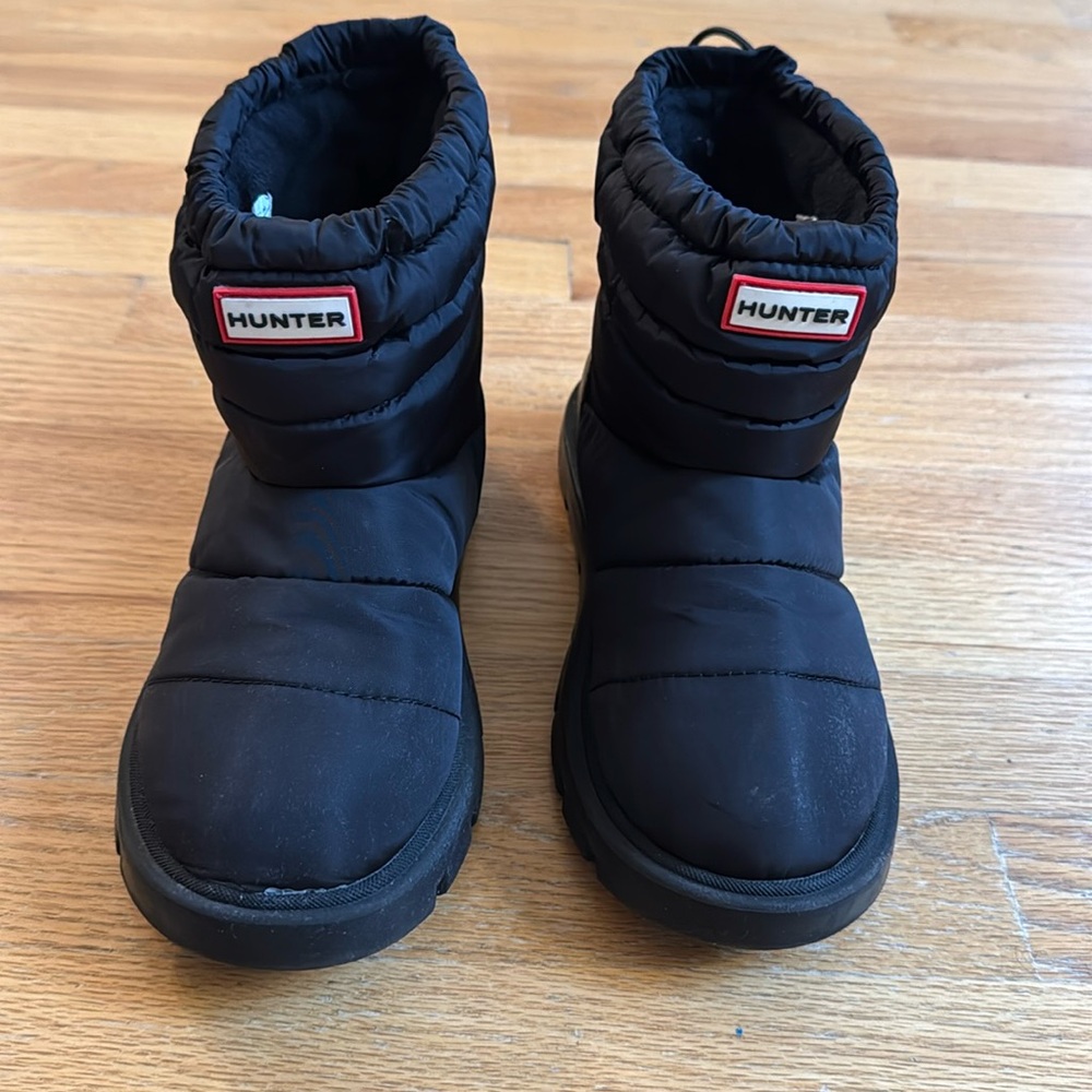 Hunter Snow Boots (big kid size 4)